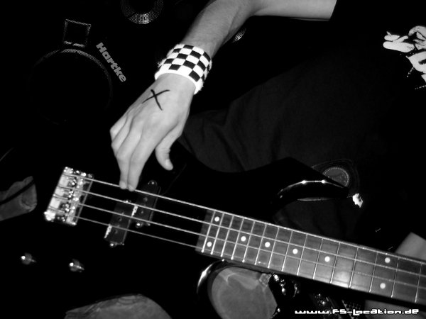 http://www.fs-location.de/party/review/pic.php?id=183557