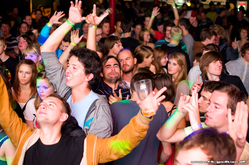http://www.fs-location.de/party/review/pic.php?id=277349