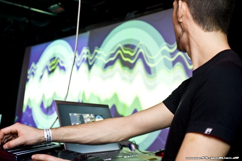 http://www.fs-location.de/party/review/pic.php?id=288610